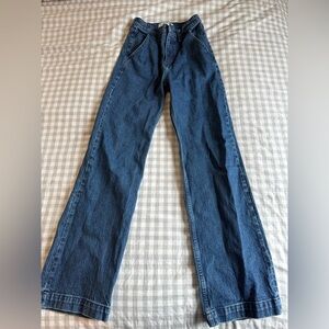 Abercrombie High Rise 90s Relaxed Jean Size 00